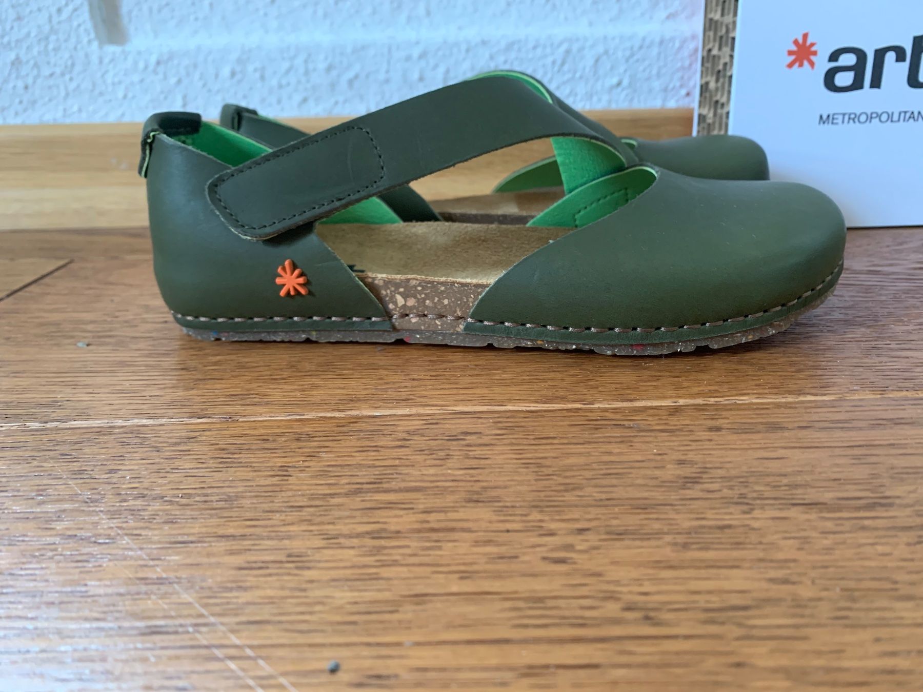 Art Scarpe da donna: Art Creta 384 olive Gr.37 – Nuovo (secondo la descrizione) da Zürich venduto da finsti 1