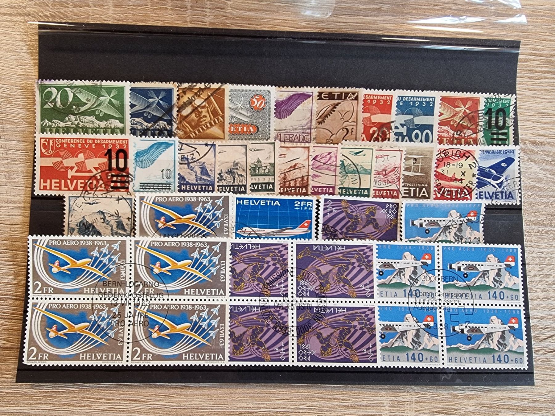 Tutti i francobolli: CH-Flugpost-Lot 1923 - 1988 - Kat. Fr. 592.00 – Usato da Buchen venduto da Jonny58