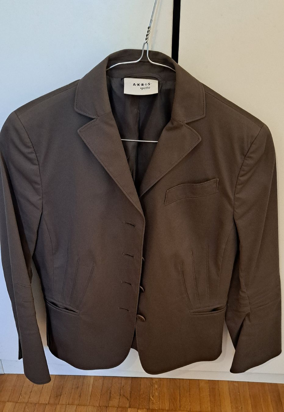 Akris Jacken: Akris Punto Blazer – Neu (gemäss Beschreibung) aus Basel von Natyala
