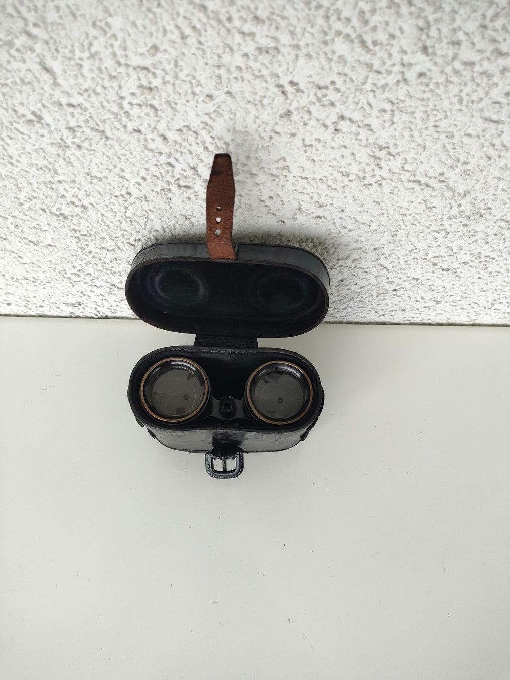 Feldstecher: Vintage Theaterglas schwarz mit Etui – Gebraucht aus Dietikon von Tucumano1981 7