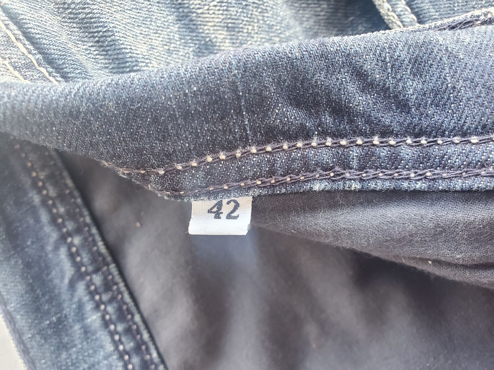 Jeans: Bikerhose Jeans gr. 42 mit Protektoren – Usato da Waltenschwil venduto da Andy.Z01 4