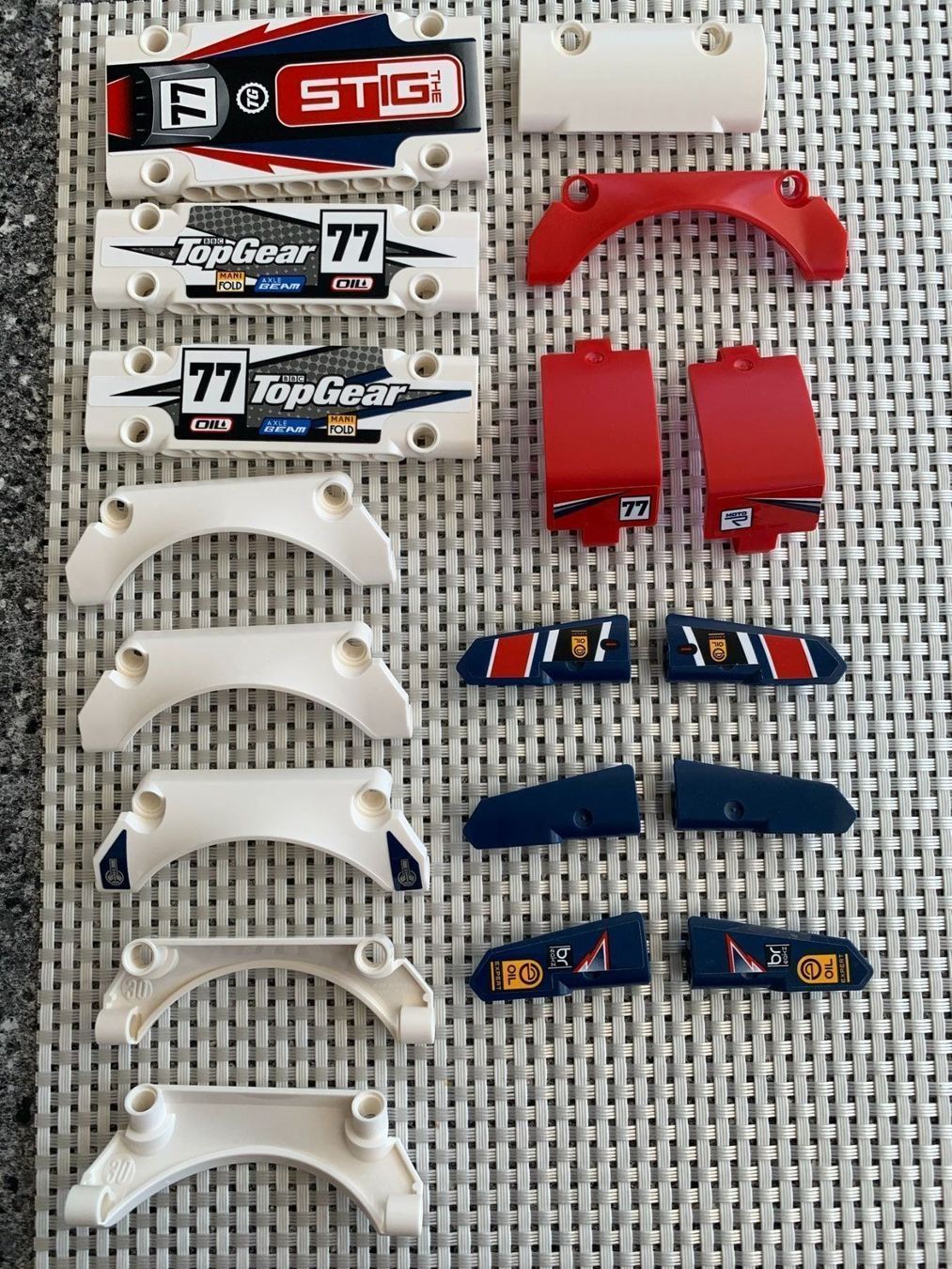Lego Giocattoli: Lego Technik rot weiss blau Panele 42109 Verschalung Panel – Usato da Buochs venduto da Techtelmechtel