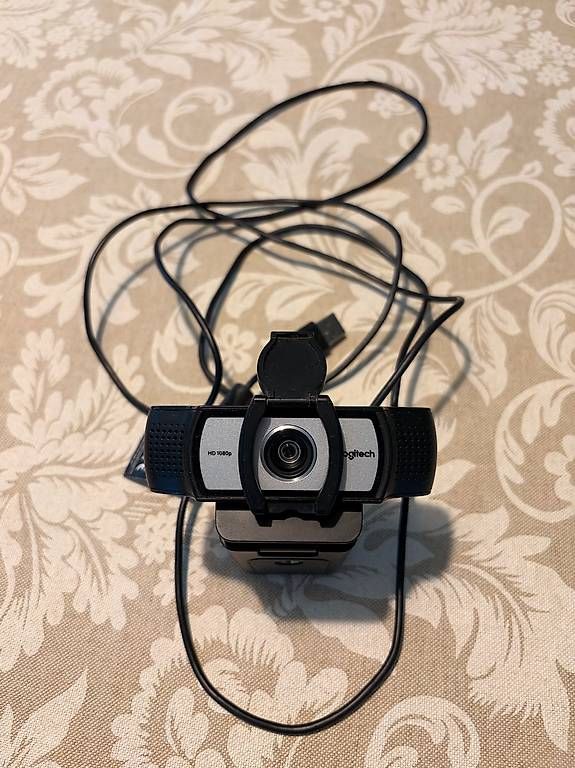 Webcam: Logitech C920 HD Pro Webcam  Full HD 1080p mit Sichtschutz – Usato da Zürich venduto da joaomoreno 1