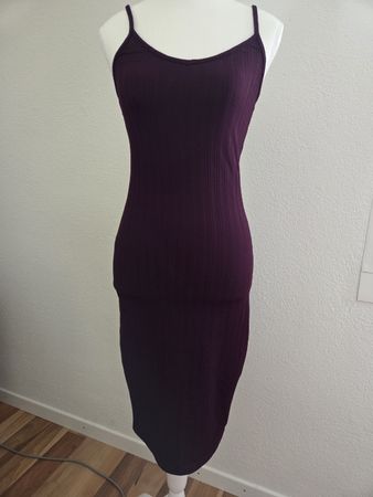 Damen Kleid BIKBOK Grösse S lila gerippt neuwertig