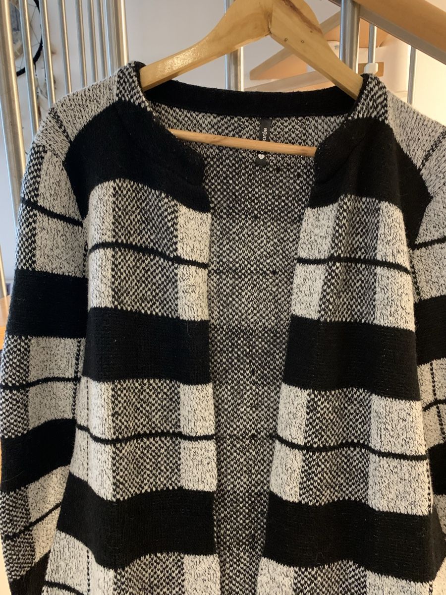 Gilets & Westen: Jaquette à carreaux noirs Chicorée taille S – Gebraucht aus Perroy von barballalla 1