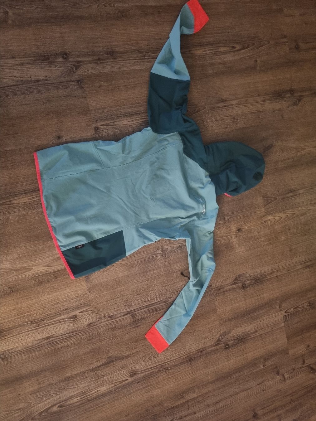 Ortovox Giacche: Damen Softshelljacke ORTOVOX Grösse M mintgrün/türkis – Nuovo (secondo la descrizione) da Wattenwil venduto da merida12 4