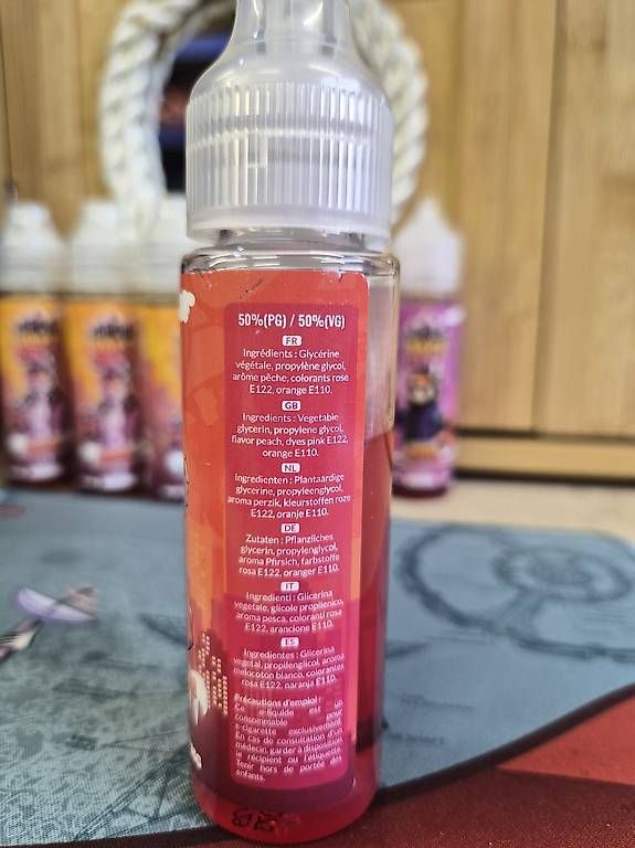 Sonstige Tabakwaren: Vape city pêche blanche cerise – Gebraucht aus Villeneuve VD von Max1844 1