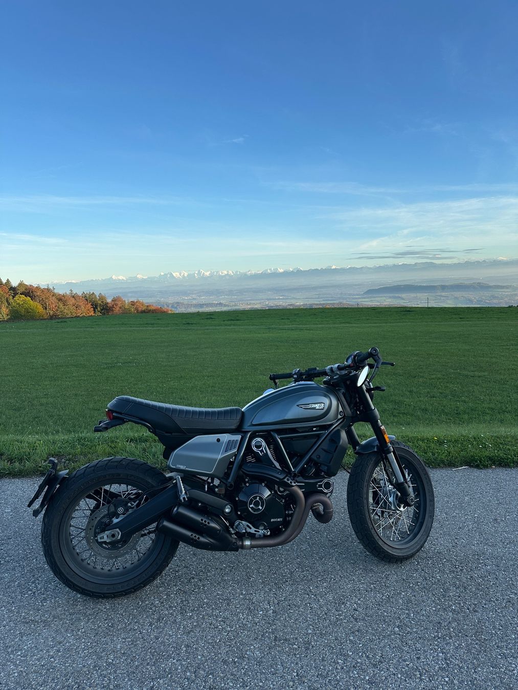 Ducati Strada: Ducati Scrambler Nightshift •  FRISCH ab Service & MFK – Usato da Galmiz venduto da DucatiDriver