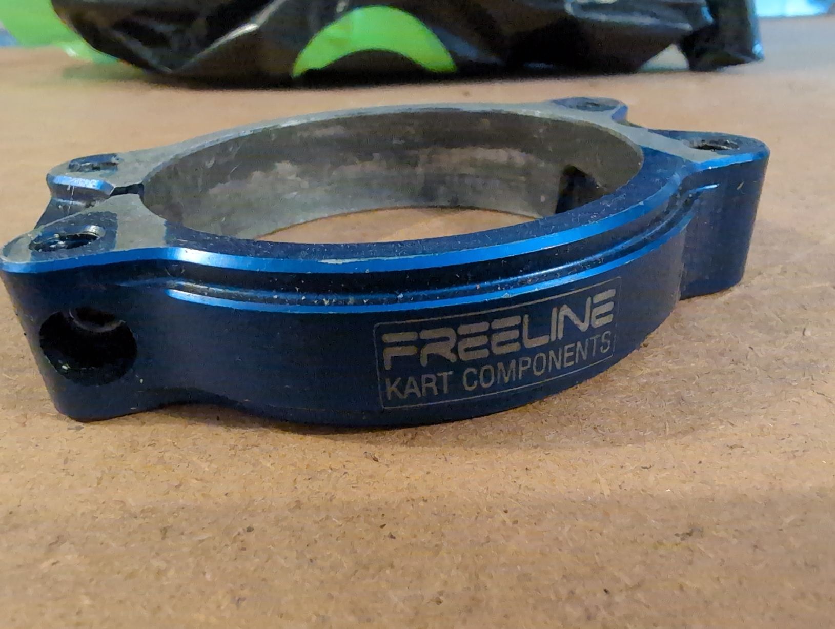 Go-Kart: Freeline Kart Komponenten Lagerbock blau gebraucht – Usato da Inwil venduto da Silvia.Widmer