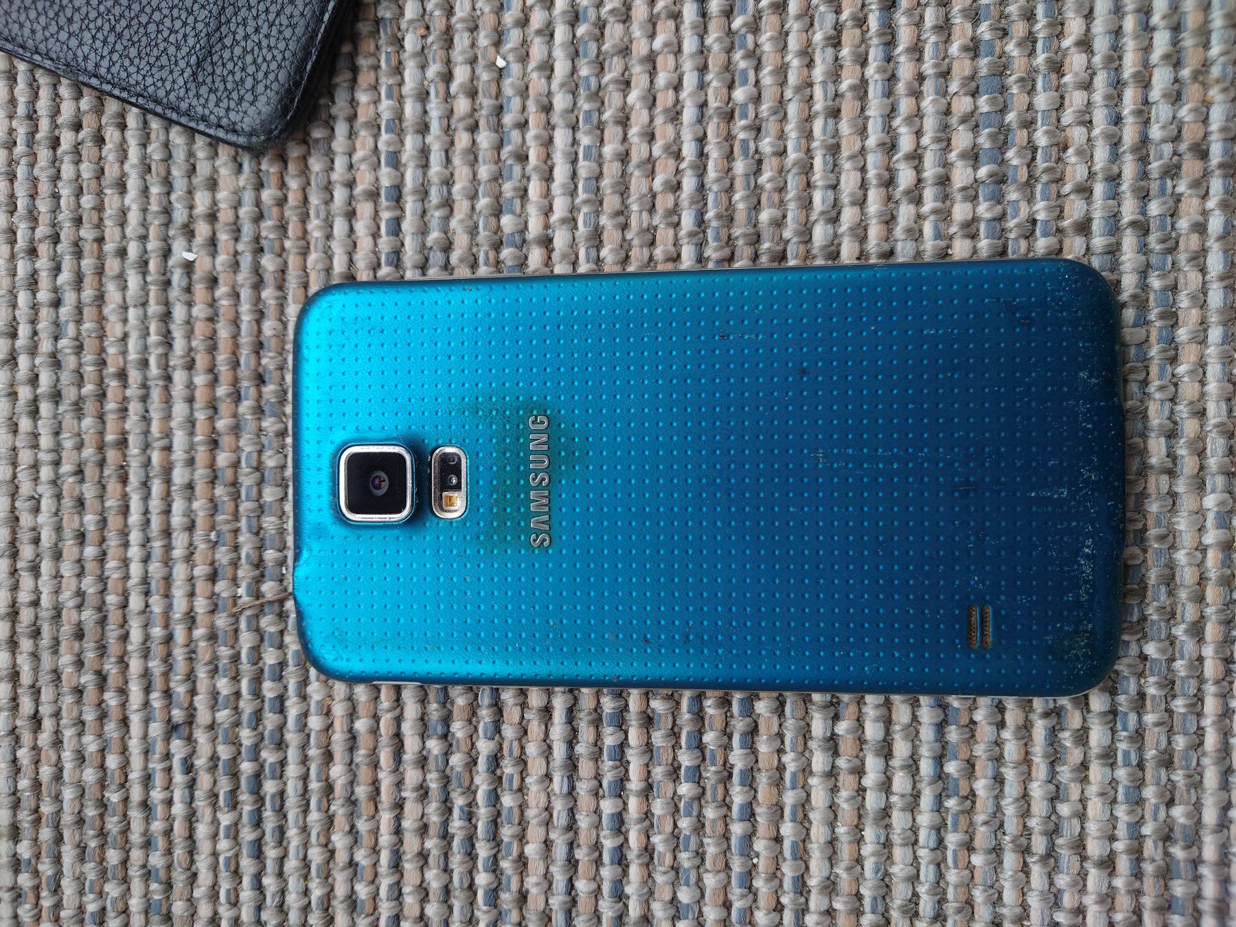 Samsung Telefoni cellulari / Smartphones: Samsung S5 – Usato da Bäch SZ venduto da Zelorkq 1