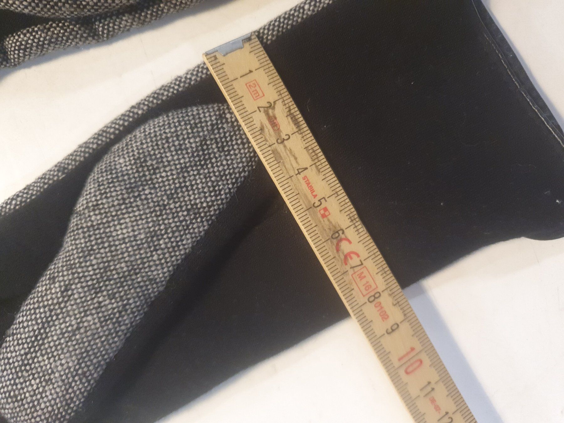 Guanti & manicotti: Damenhandschuhe stoff grau grösse S – Usato da Zürich venduto da loosebone 2