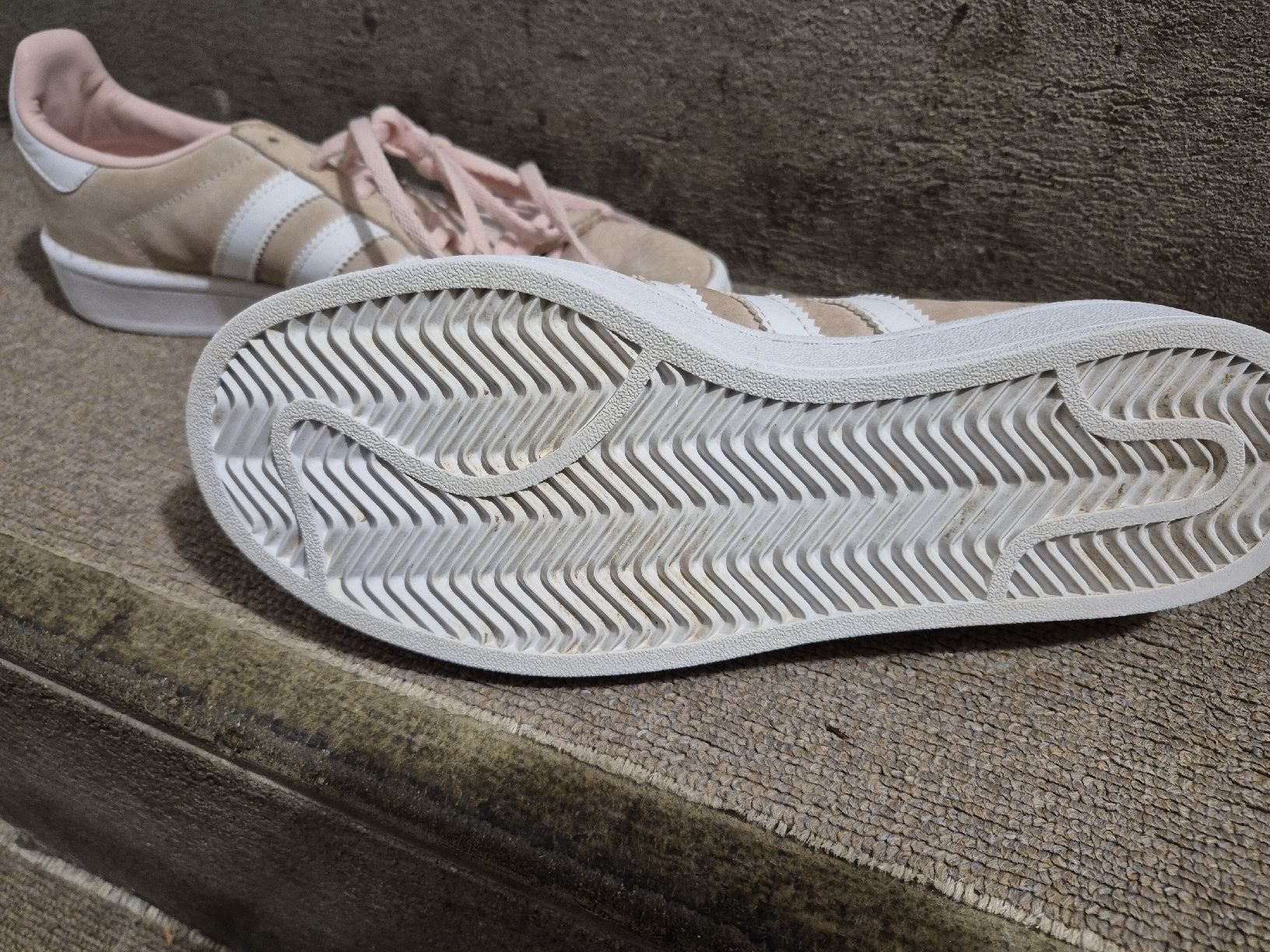 Adidas Scarpe da donna: Adidas schuhe – Usato da Winterthur venduto da Lumi11 2