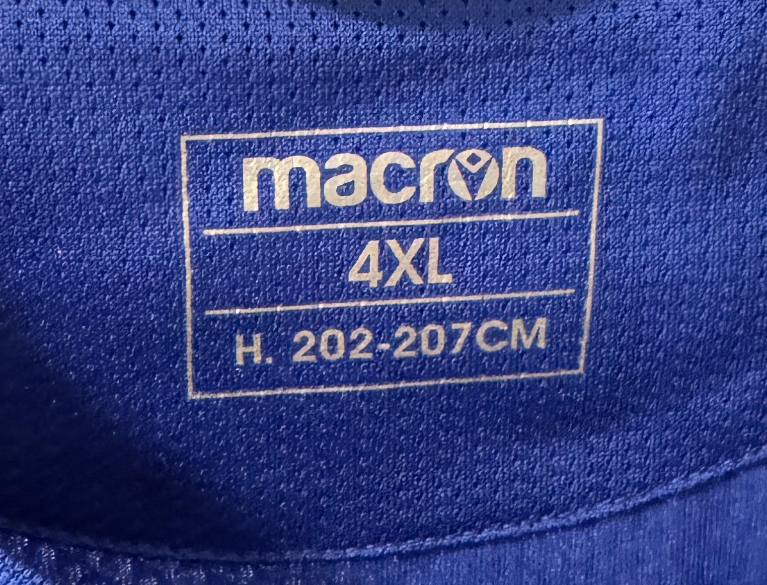 Leibchen & Hosen: FC Basel Original Trainingstrikot Macron 4XL – Gebraucht aus Birsfelden von Vossi2 2