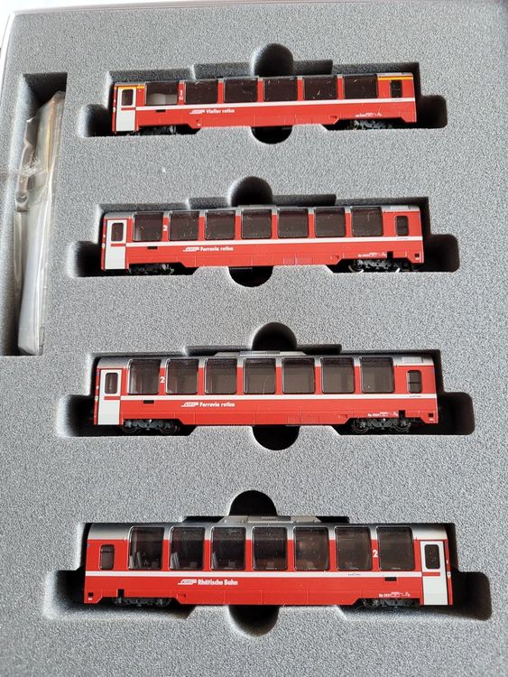 Kato Spur N Zugset RhB Bernina Express (Neu (gemäss Beschreibung)) in ...