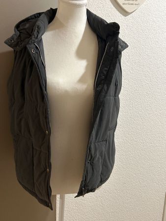 Winter Weste mit Kapuze dunkelgrau von Fat Face Gr.38