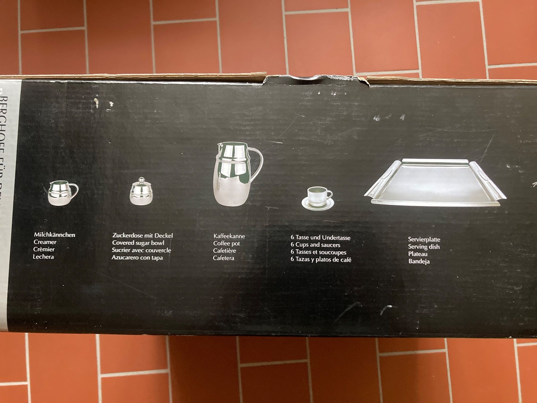 Set di piatti: Kaffeeset 10teilig von BergHOFF – Nuovo e nell'imballaggio originale da Winterthur venduto da Whitefish 1