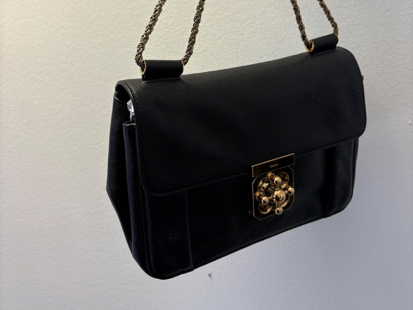 Chloé Sacs femmes: Chloé Elsie Black Chain Strap Shoulder Bag – Neuf (Voir description) à Basel par pau_lu94 2