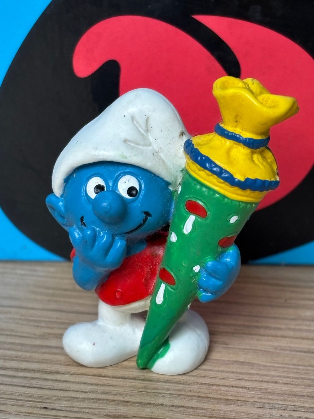 Schleich Statuette: Schlumpf mit Schultüte – Usato da Lyss venduto da Duckszone