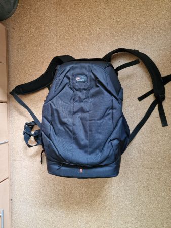 Lowepro Fotorucksack Flipside 500AW  schwarz - TOP