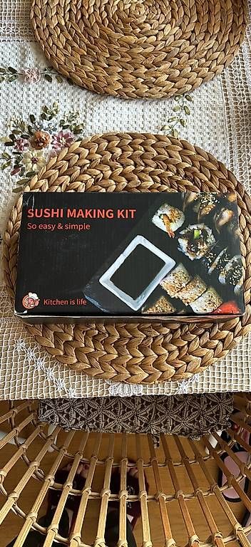 Elettrodomestici da cucina: Sushi making kit – Usato da Zürich venduto da BaresfureRares