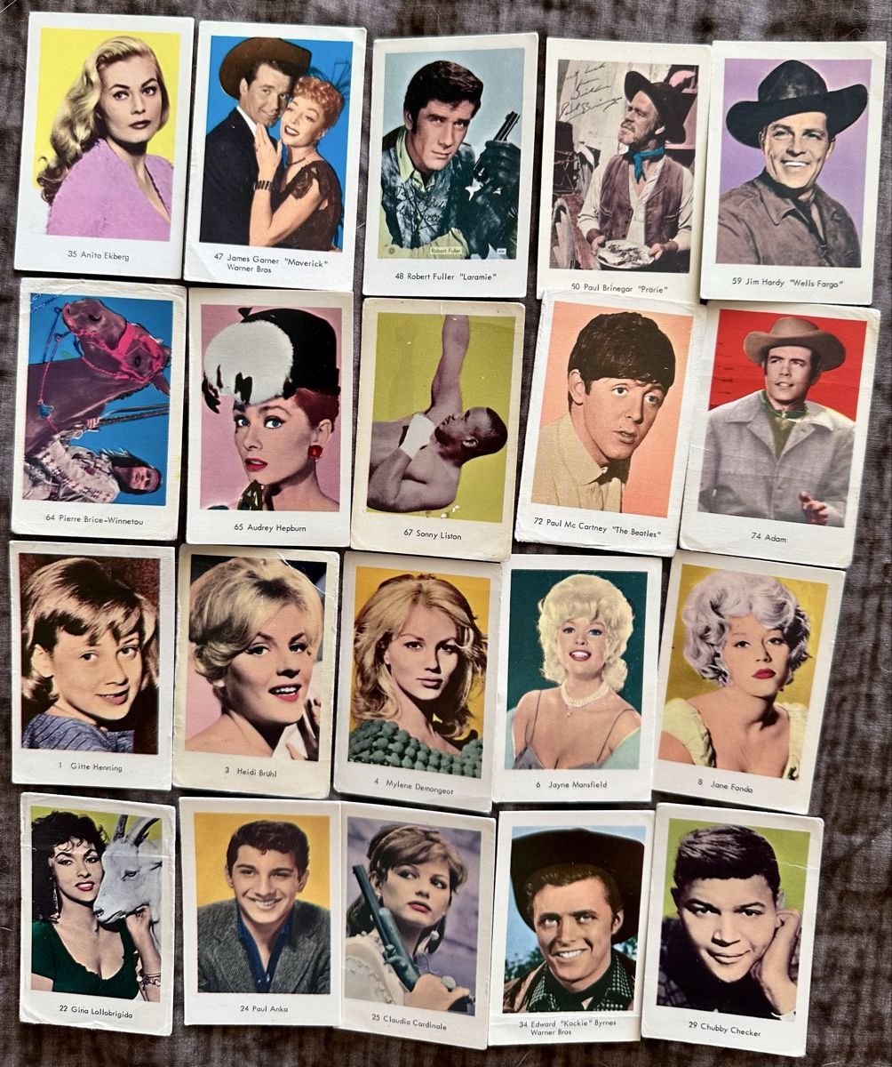Sammelbilder & Trading cards: Filmstars  – Gebraucht aus Duebendorf von Fczfanrobi