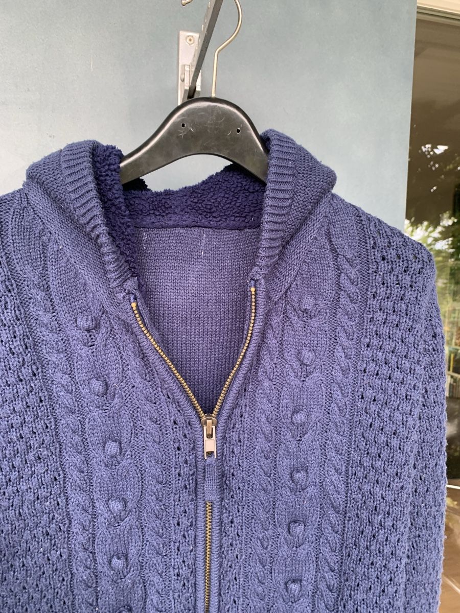 Giacche: Jacke mit Kapuze, Gr.M/L – Usato da Uster venduto da Flummi