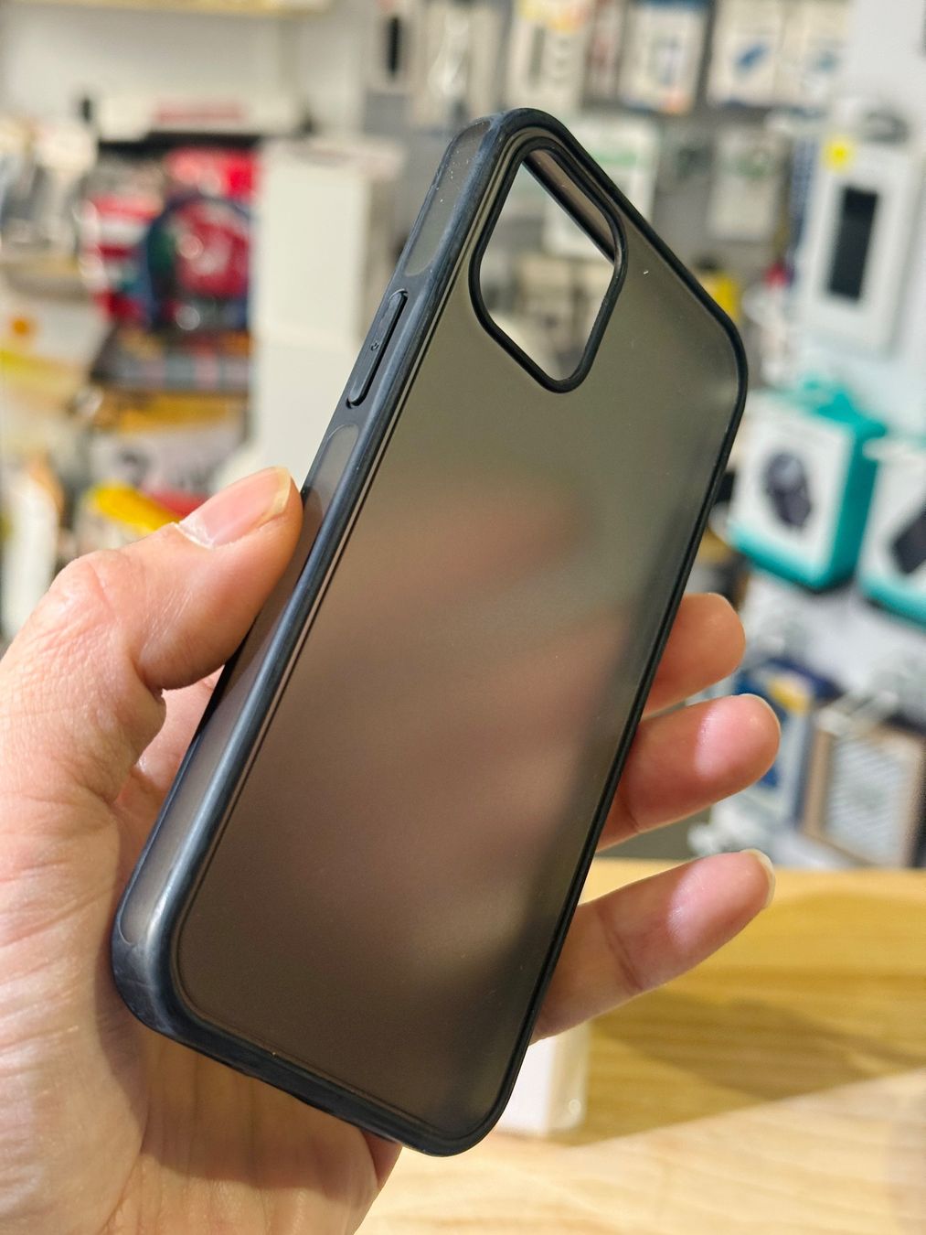 Cover & Protezioni schermo: iPhone 12 mini -Coque silicone IPAKY antichoc Noir – Nuovo e nell'imballaggio originale da Morges venduto da DigiAC 7