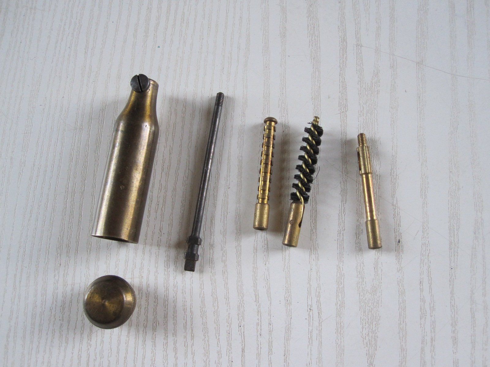 Armée suisse Tous les outils: Antikes Revolver Putzzeug Schweizer Armee – D'occasion à Worb par Santosdumont 1