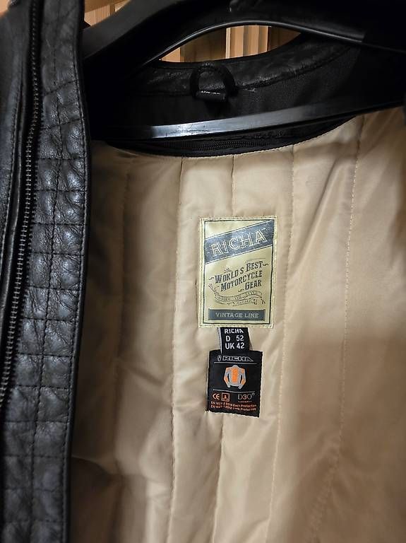 Giacche: RICHA VINTAGE JACKE – Usato da Dierikon venduto da fel_kt9h 2