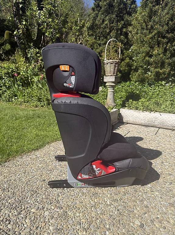 Chicco Seggiolini per auto: Chicco Kinderautositz 15-36kg – Usato da Allmendingen b. Bern venduto da Haus_am_Wald 1