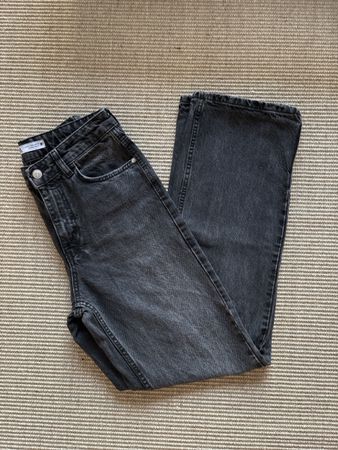 Jean Zara gris foncé taille 36 W28 L32 parfait état