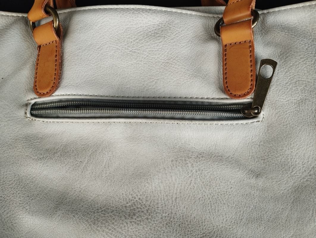 Borse da donna: Shopper-Tasche grau – Usato da Schübelbach venduto da Restwert_Schubelbach 4