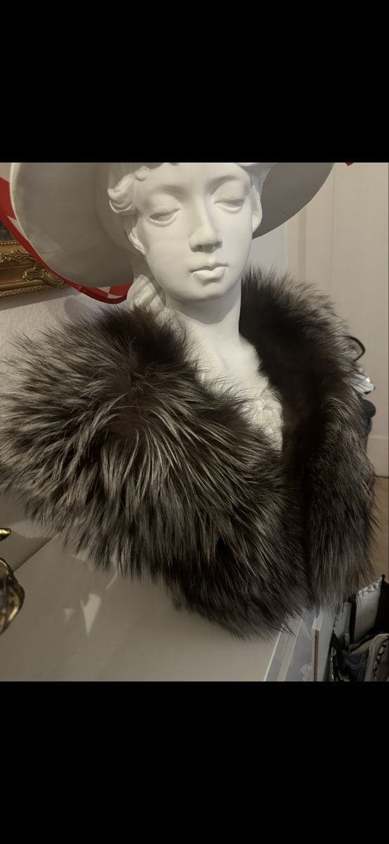 Foulard & Sciarpe: Damen Pelzkragen  – Nuovo (secondo la descrizione) da Basel venduto da Ivana_4 5