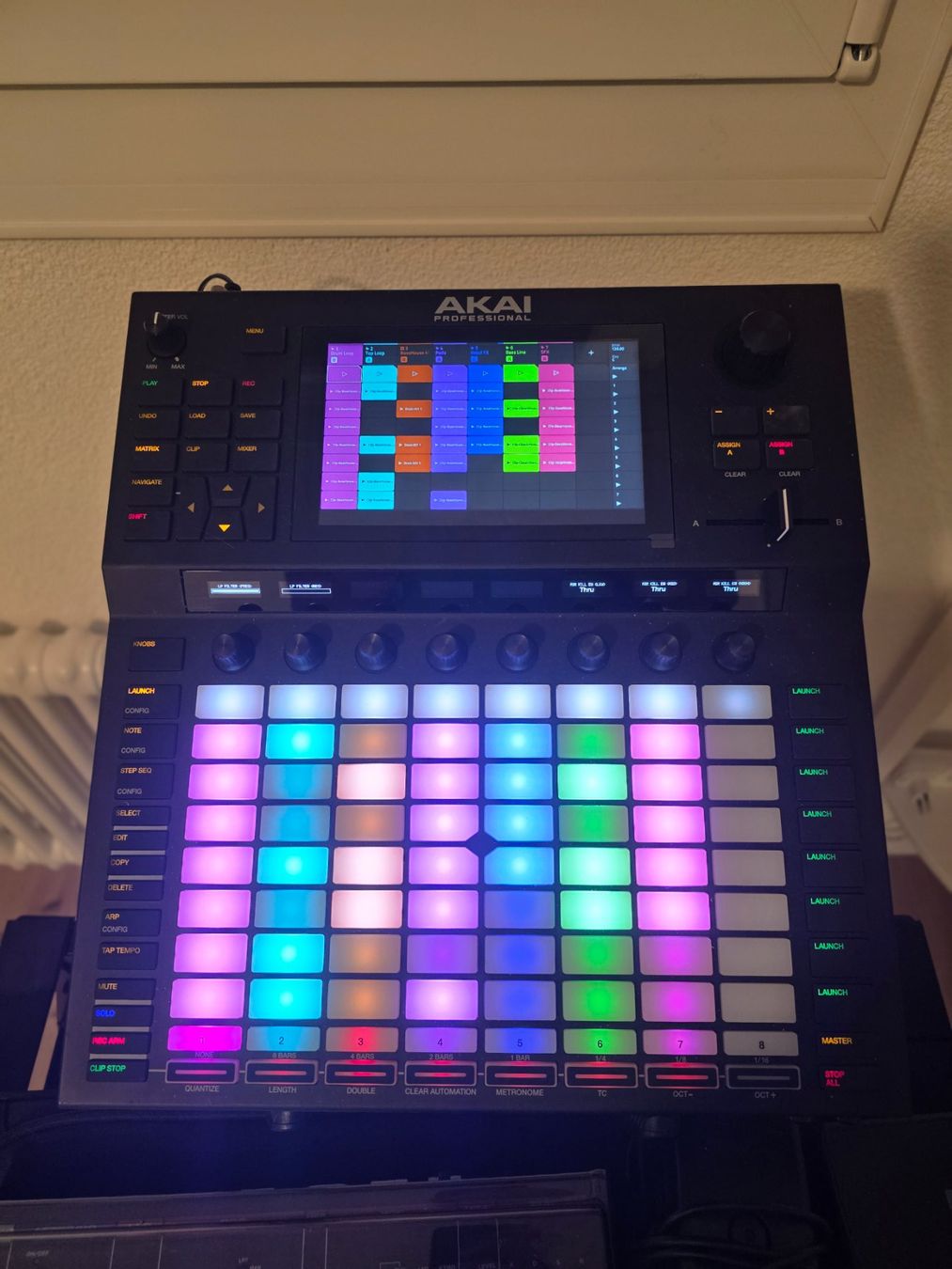 Strumenti musicali: Akai Force Standalone Music Production and Sampler Engine – Usato da Rüfenacht BE venduto da rap_lw7d