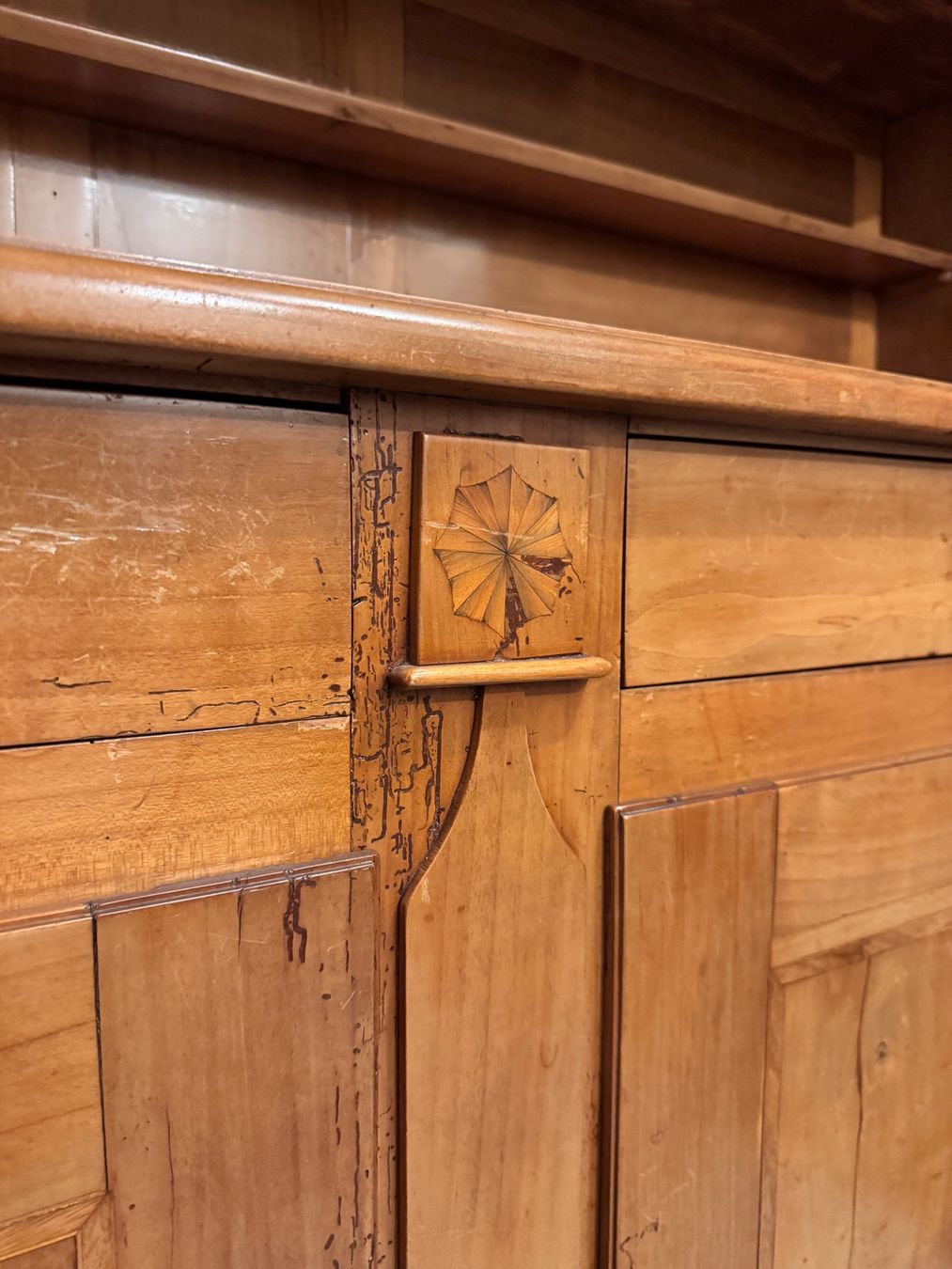Credenze: Wunderschönes antikes Buffet – Usato da Binningen venduto da Boubou970 4