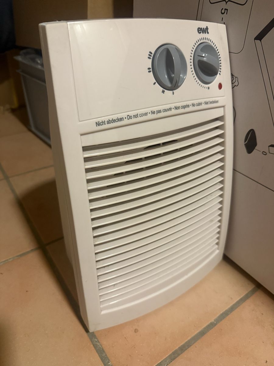 Radiatori: Elektrische Heizung – Usato da Basel venduto da AnselS