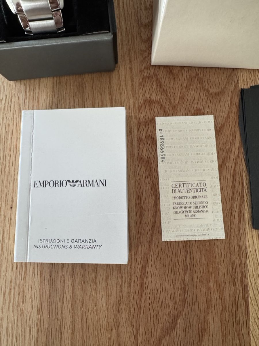 Armani Orologi: Emporio Armani Ar 2460 – Nuovo (secondo la descrizione) da Wattwil venduto da Elia_Bugday86 2