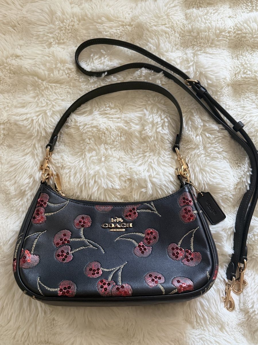 Coach Sacs femmes: COACH Cherry Limited Edition Tasche – Neuf (Voir description) à Aarburg par manju2007 1