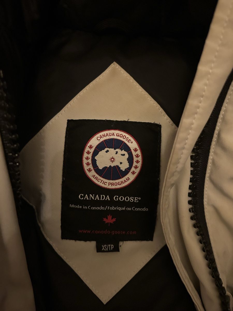 Canada Goose Jacken: Canada Goose White woman – Gebraucht aus Lausanne von cor_gmg2 4