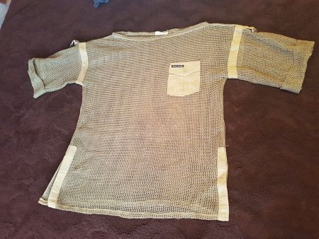 T-shirt ajouré taille M marque Free-Look