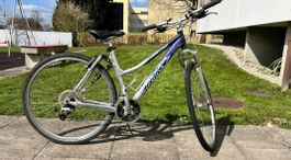 Merida Damenvelo Tourney Fahrrad silber-blau guter Zustand