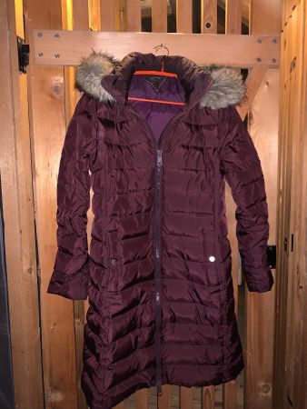 Daunenjacke Tommy Hilfiger Gösse L Damen bordeaux rot