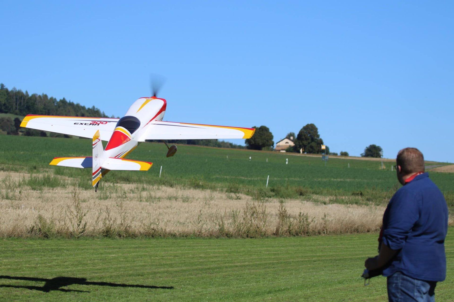 Modellismo RC: Cours de pilotage d'avions RC - Modélisme radio-commandé – Nuovo e nell'imballaggio originale da Trélex venduto da Arnaudyak 7