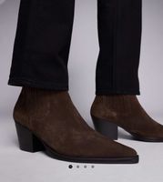 40.5 Cowboy boots