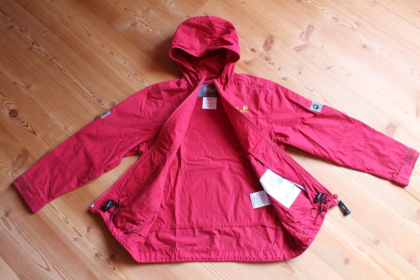 Jack Wolfskin Giacche: Jack Wolfskin Freizeitjacke/Übergangsjacke Gr. 128 – Usato da Männedorf venduto da Alpen-Anemone 2