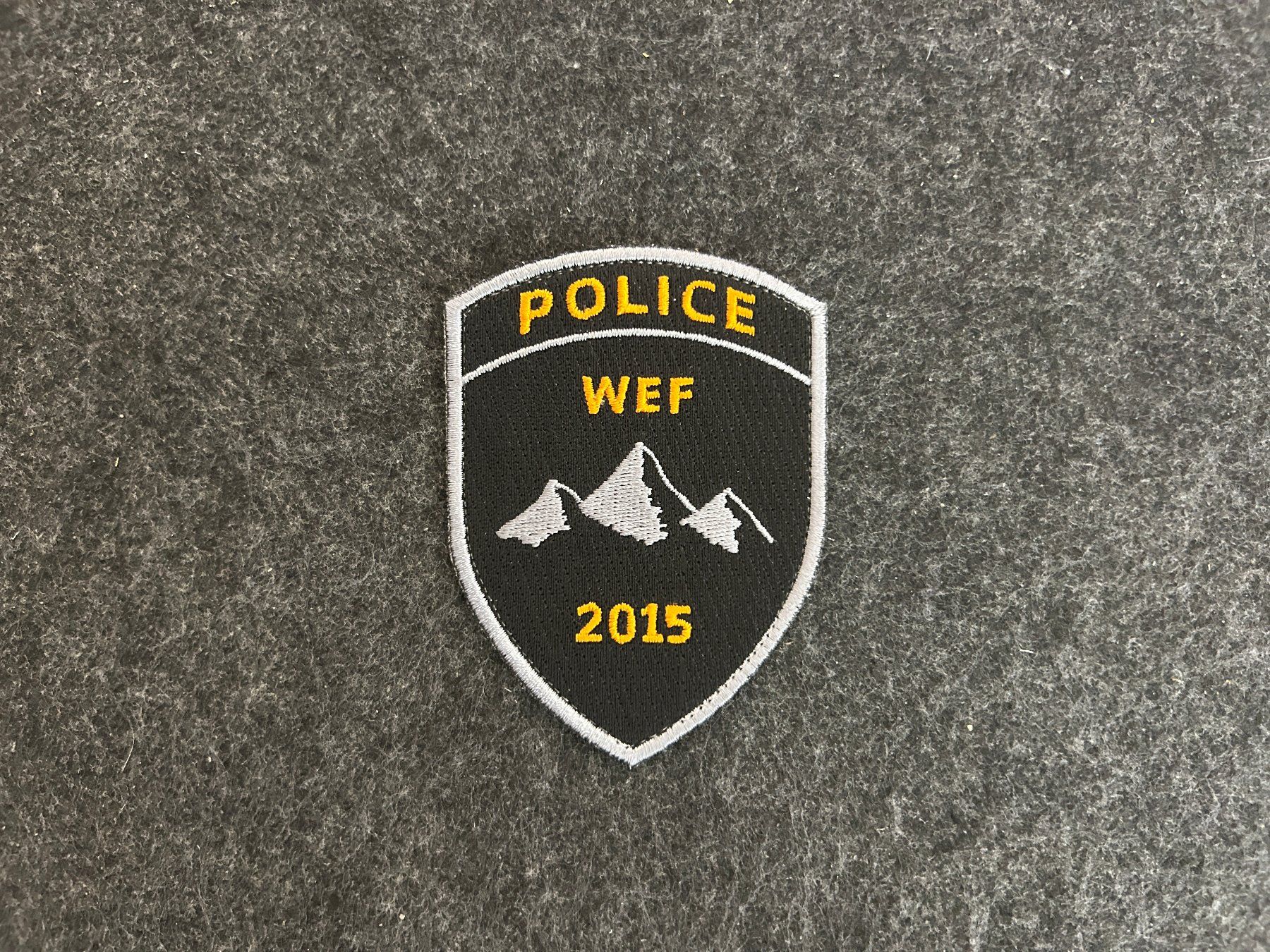 Plaketten & Abzeichen: Patch, WEF, Police WEF 2015 – Gebraucht aus Berikon von DGC-1995