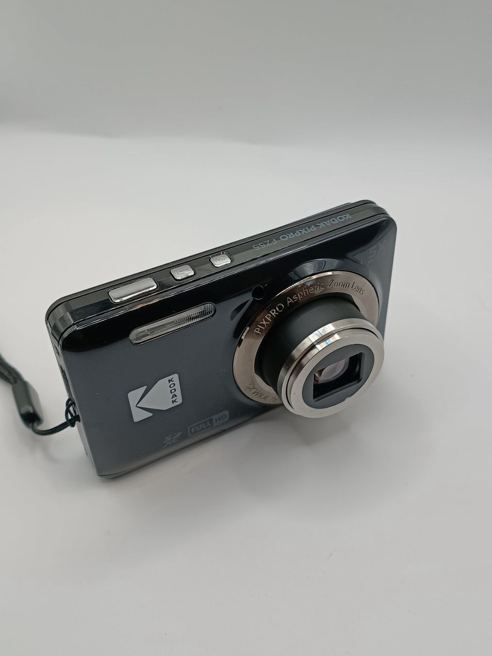 Kodak Kamera: Kodak PixPro FZ55 Digital Camera Bundle – Gebraucht aus Villars-sur-Ollon von VicJ 1