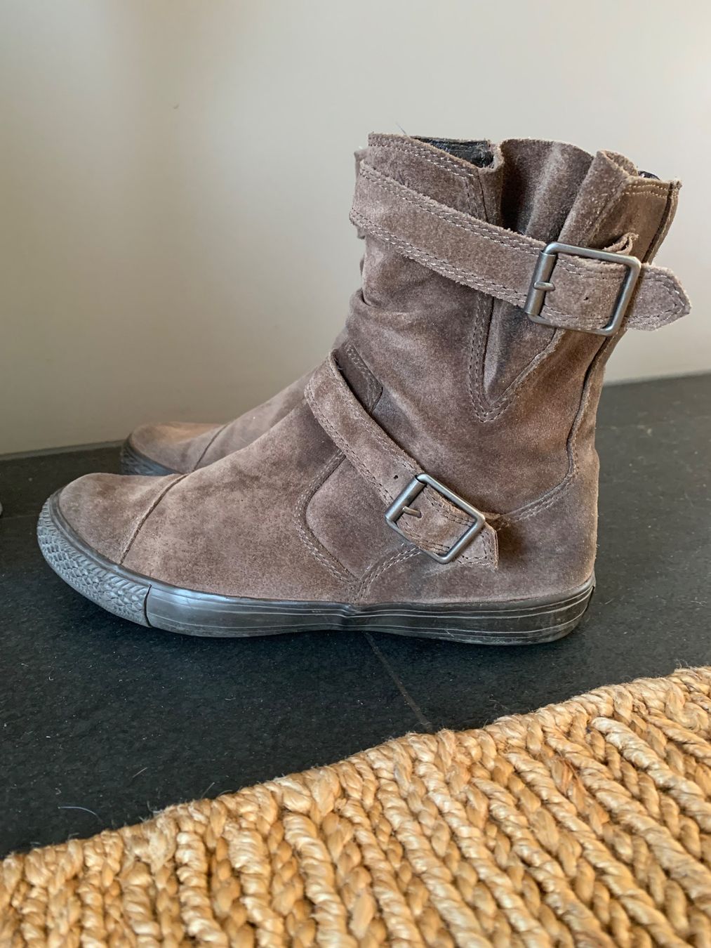 Ash Scarpe da donna: Boots von Ash – Usato da Abtwil SG venduto da Fechtili