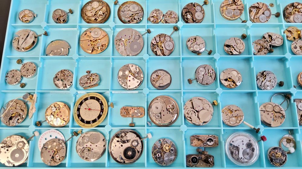 LOT DE MECANISMES de montres pour pieces dans son jus EUR 10,00 - FR