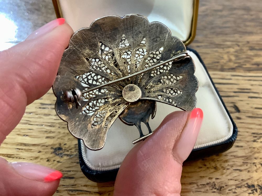 Broche Ancienne En Argent Massif – Émail Et Strass – Style Antique – Occasion